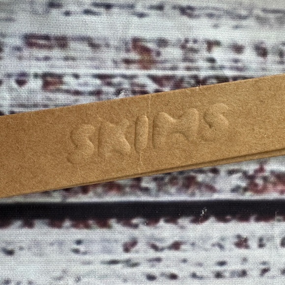 Skims Wireless Form T-shirt Bra Clay 32DDD - Picture 2 of 6